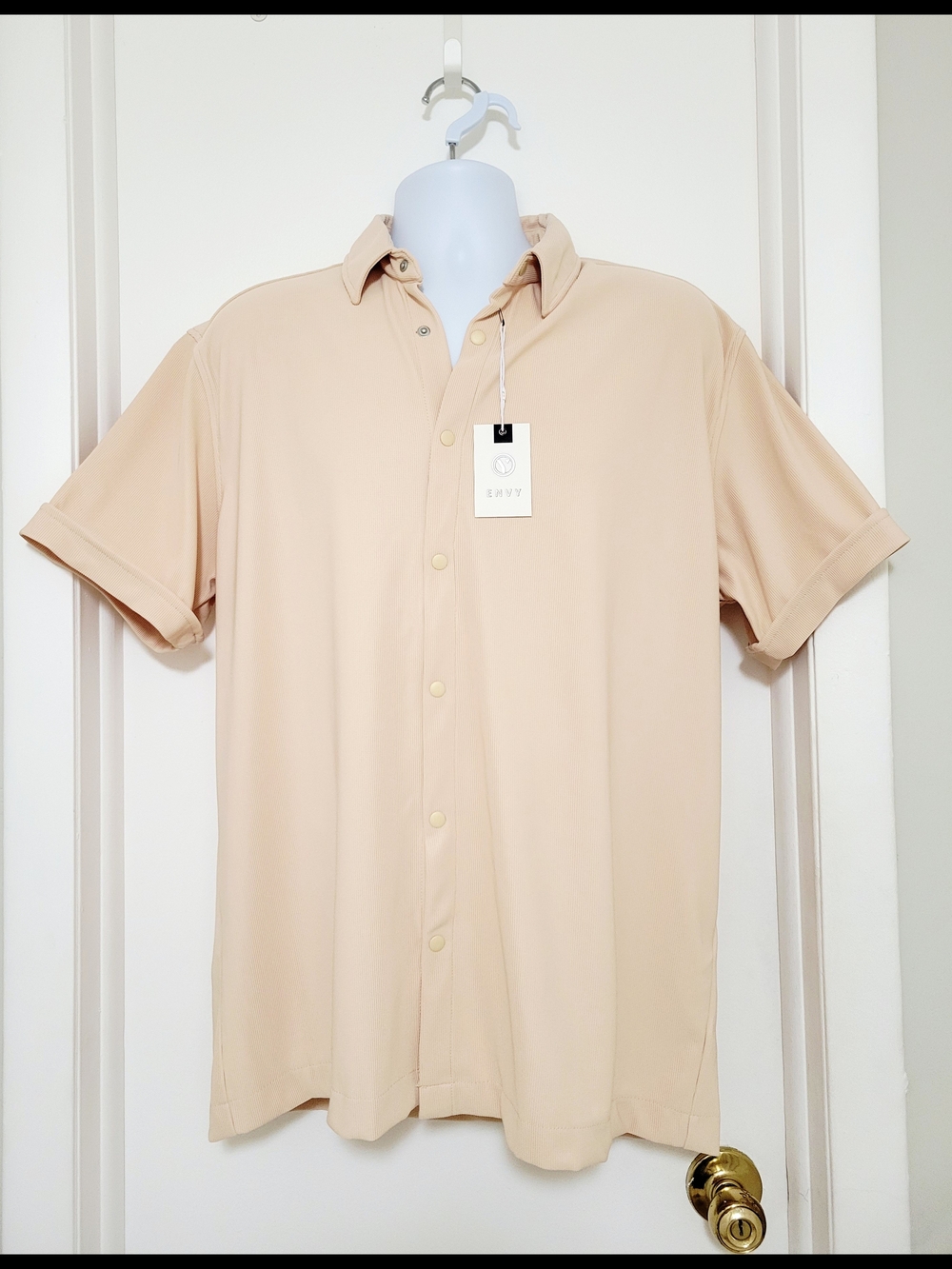 Envy Men's Short Sleeve Button-Up Shirt in Beige